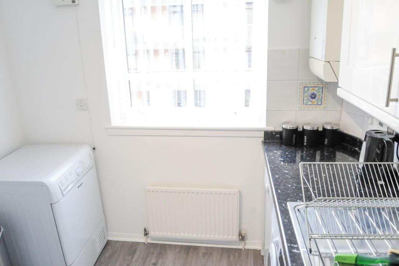 Peaceful And Quiet Apartment In A Bustling City Edinburgh Exterior photo